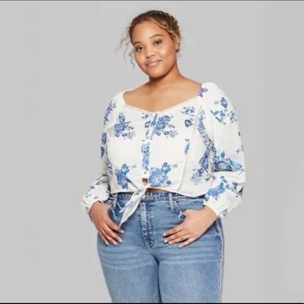NWT WILD FABLE ADORABLE FLORAL CROPPED TOP